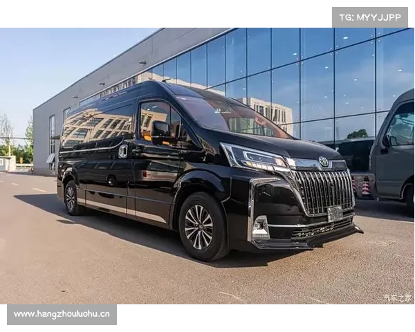 一流的豪华MPV来了!全新 2025 款丰田海狮!